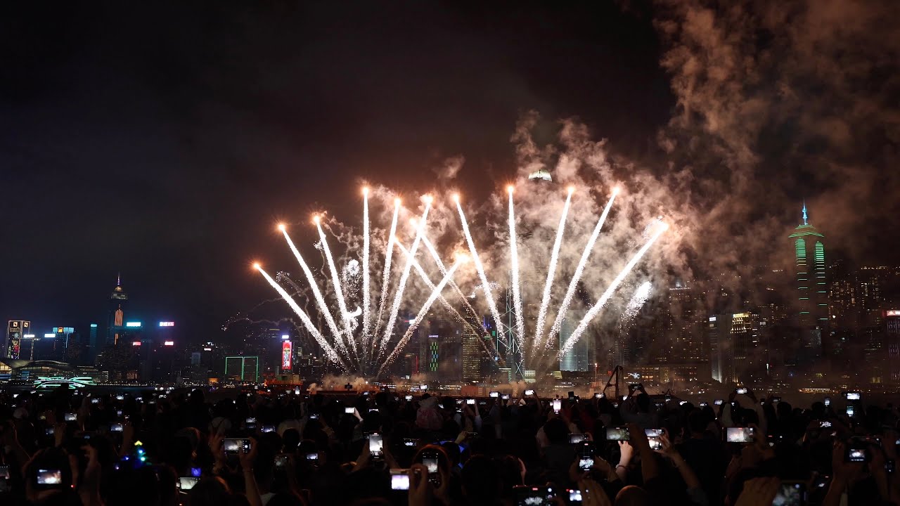 2023 冬日維港水上煙火匯演, 令人歎為觀止為維港夜空繪上燦爛圖案 - 4K影片 - West Kowloon Cultural District-香港繽紛冬日巡禮 西九文化區2023年12月9日
