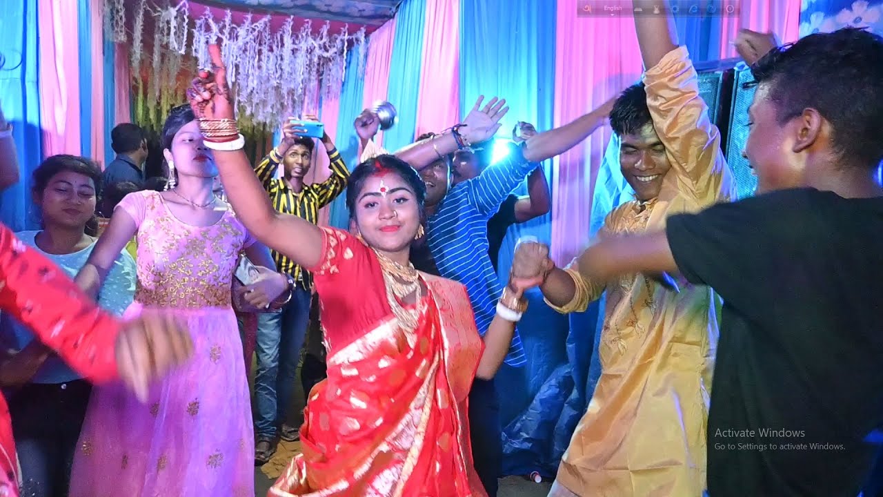 Patri On Fire ||  বিয়ের পাত্রীর আগুন ড্যান্স || WB DJ MUSIC