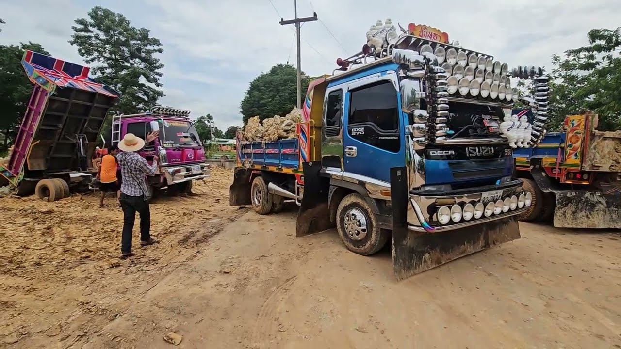 หน้างานโหดลากกันดุเดือด Dump Trucks