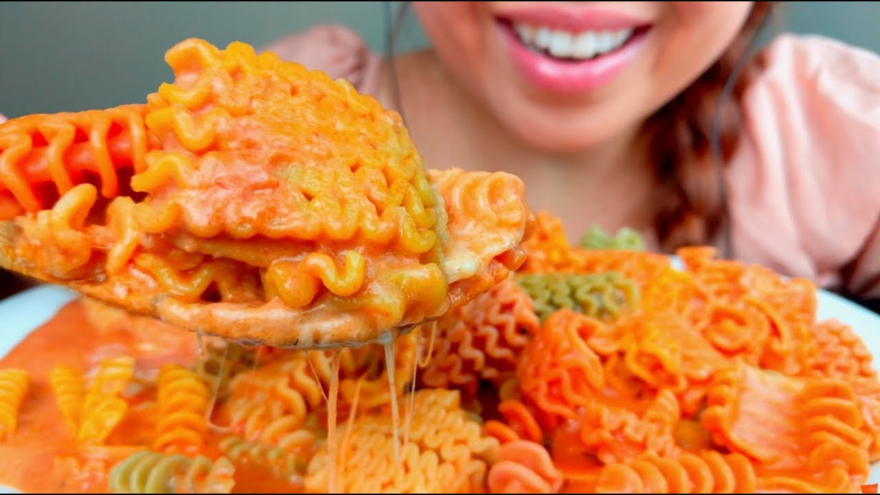 ASMR CREAMY CHEESY TOMATO PASTA Italian Radiatori 🧀 먹방 Eating Sounds *No Talking* suellASMR