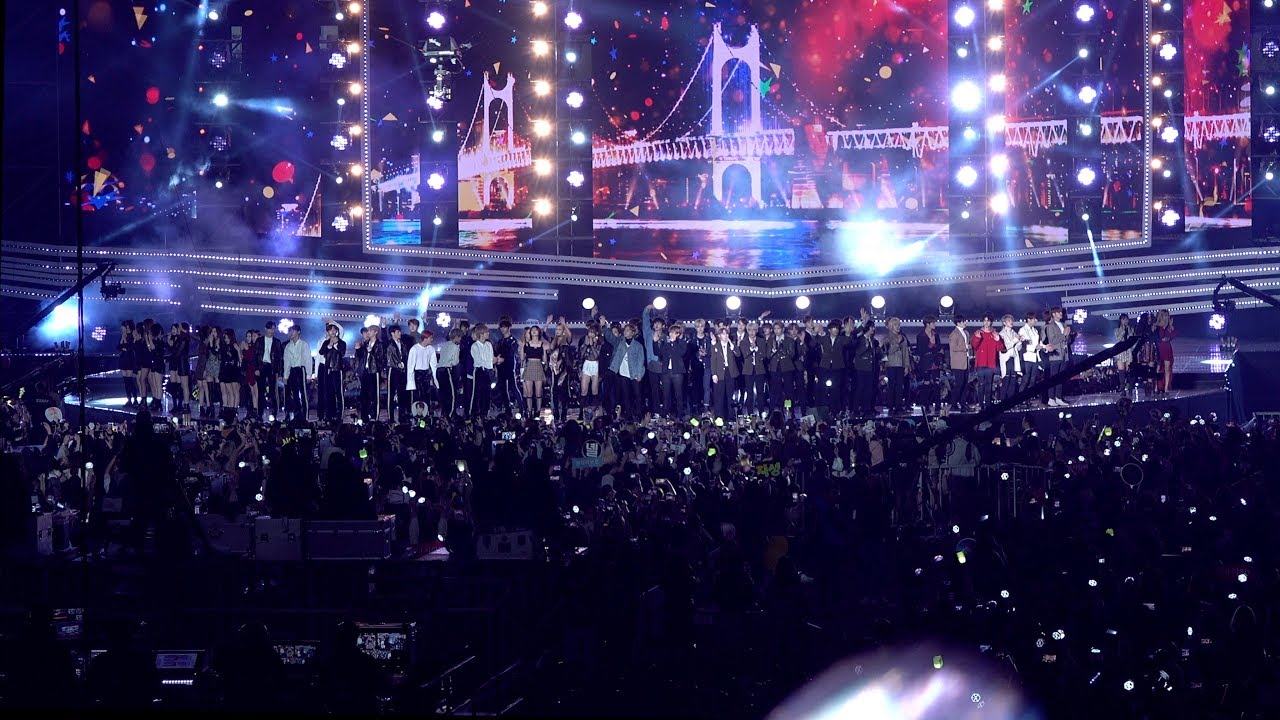 부산원아페 개막 (전멤버 Focused) 엔딩 Ending 돌아와요 부산항에 [4K 직캠]@181020 락뮤직