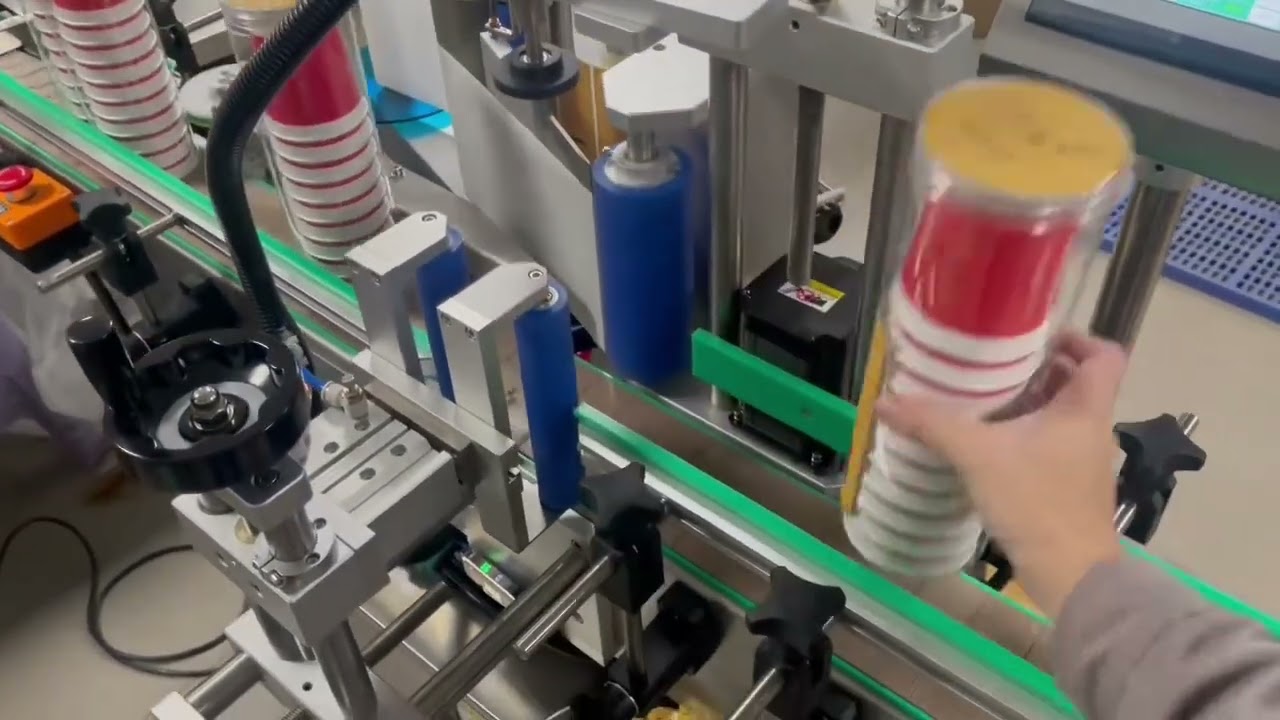 NY 822F full automatic round bottle labeling machine