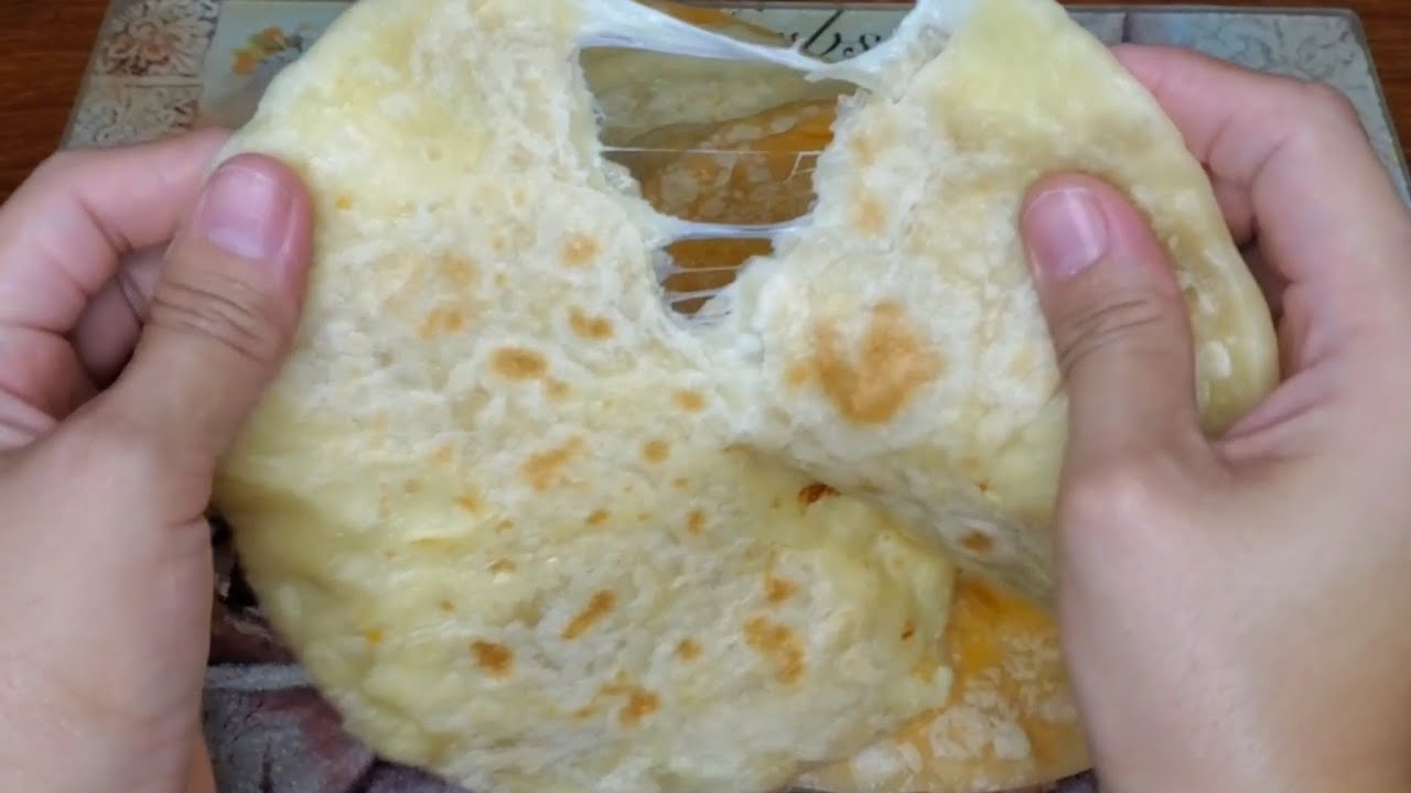 TORTILLAS DE HARINA RELLENAS DE QUESO MUY SUAVES!/PUPUSAS?