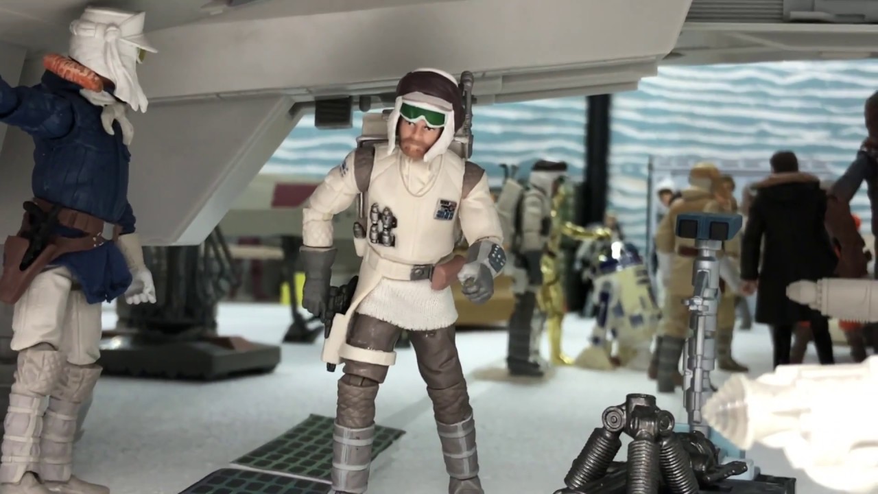 STAR WARS ESB HOTH ECHO BASE ACTION FIGURE DIORAMA