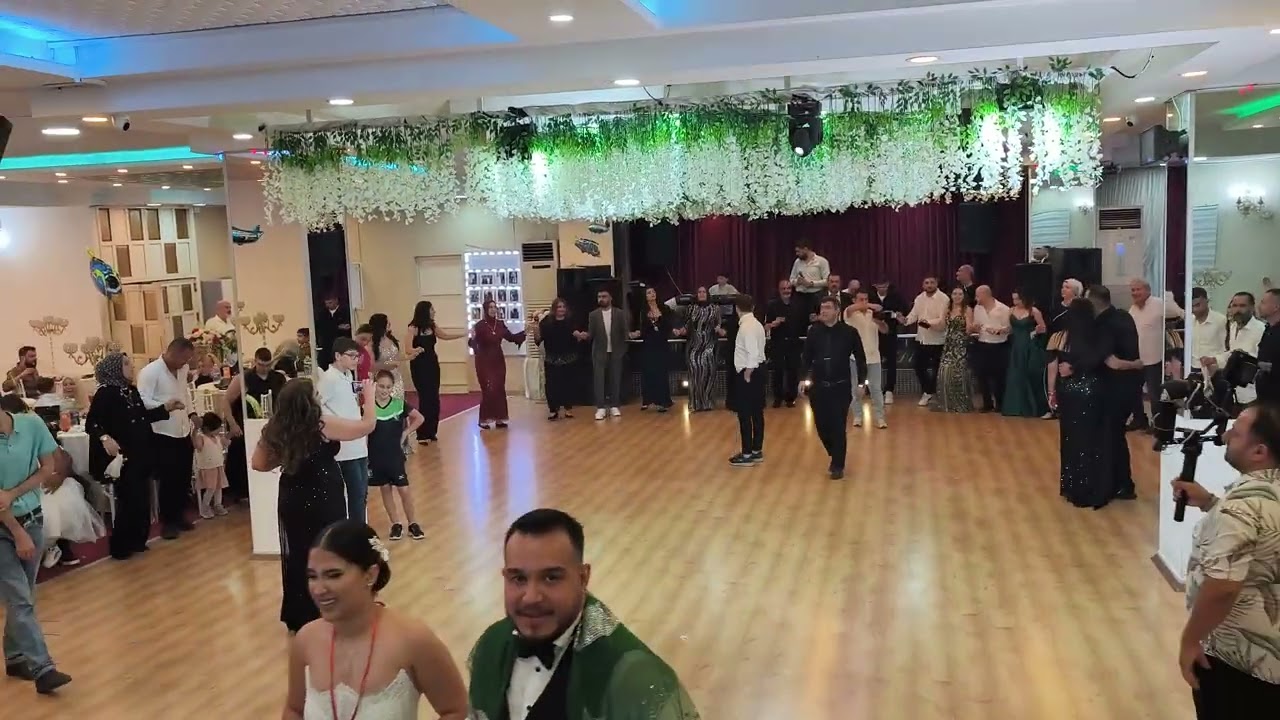 Ezgi Düğün Halay 2