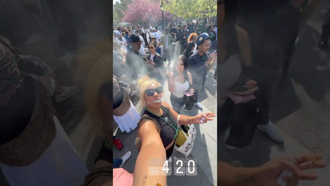 4/20 at Washington Square Park! 💚 #hightainment #visinequeen #420 #washingtonsquarepark #nyc