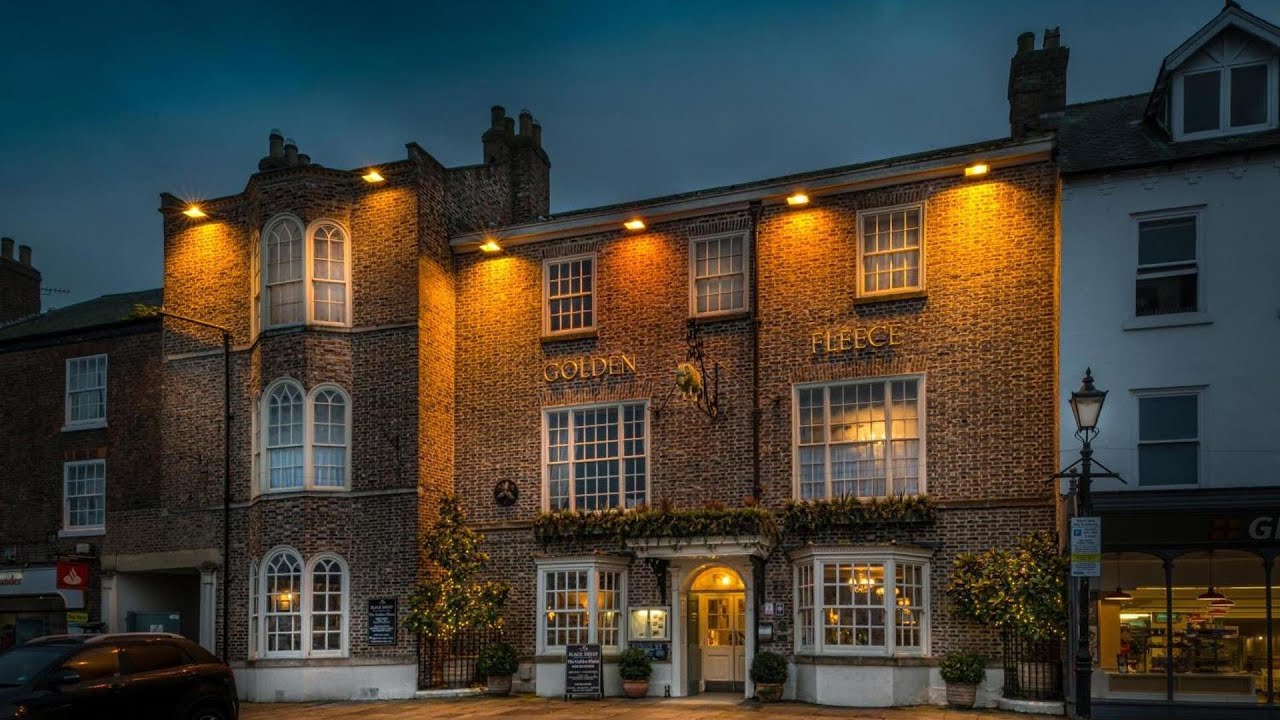 The Golden Fleece Hotel, Thirsk, North Yorkshire, UK | Holidays In Europe