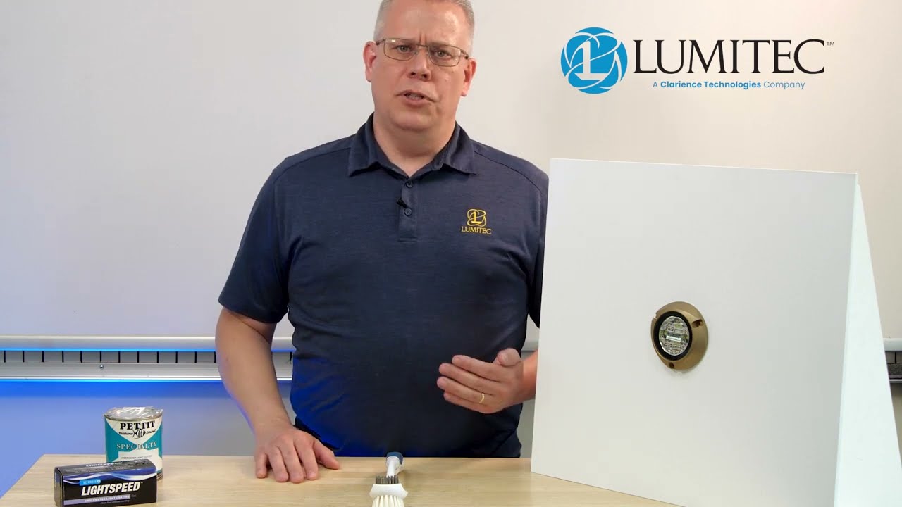 How to Clean Your Underwater Lights