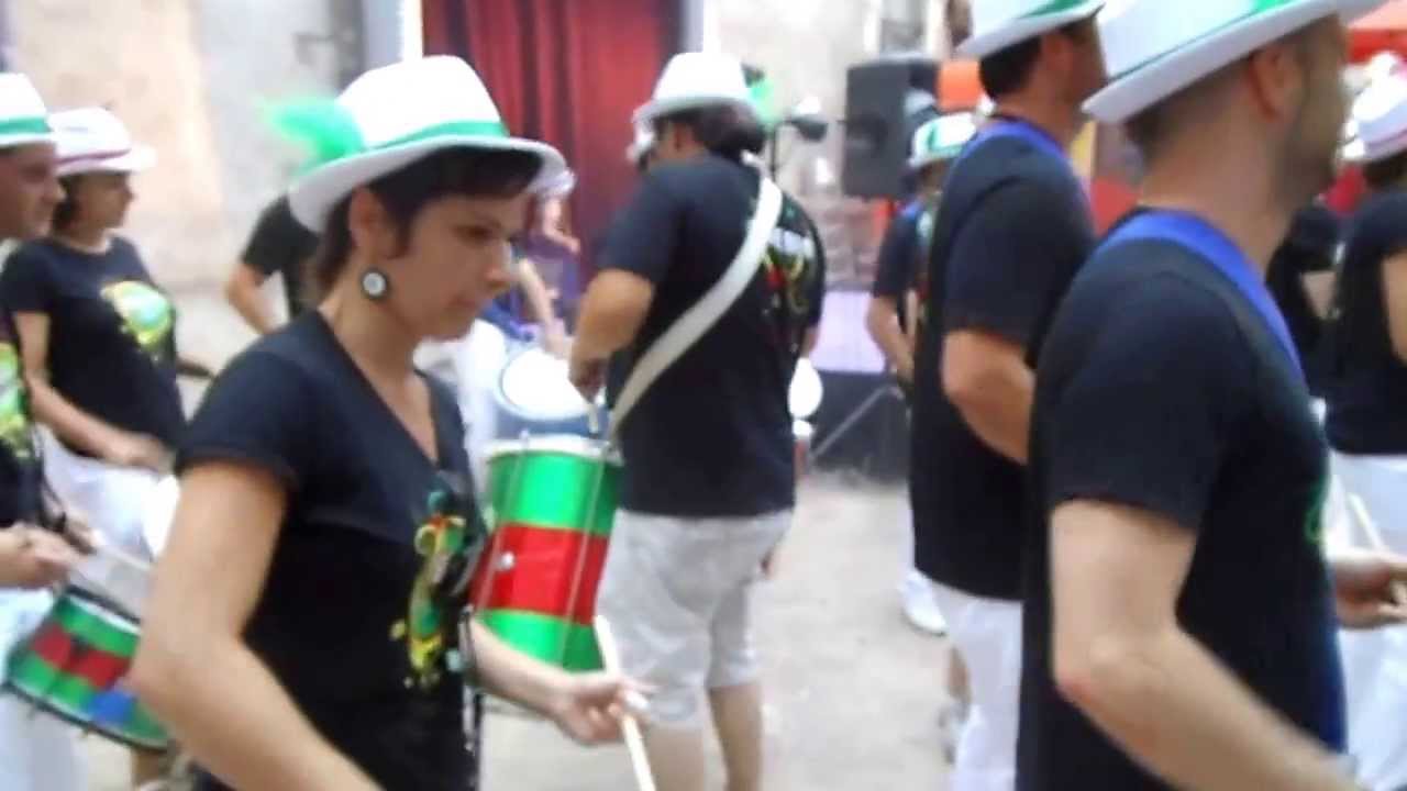 CHALON DANS LA RUE 2013  avec  UNIDOS DA BATIDA
