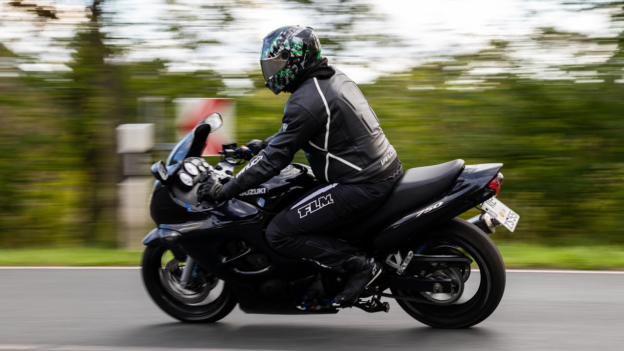 Suzuki GSX 750 F