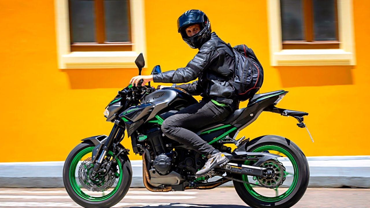 Proposta e público da Z900