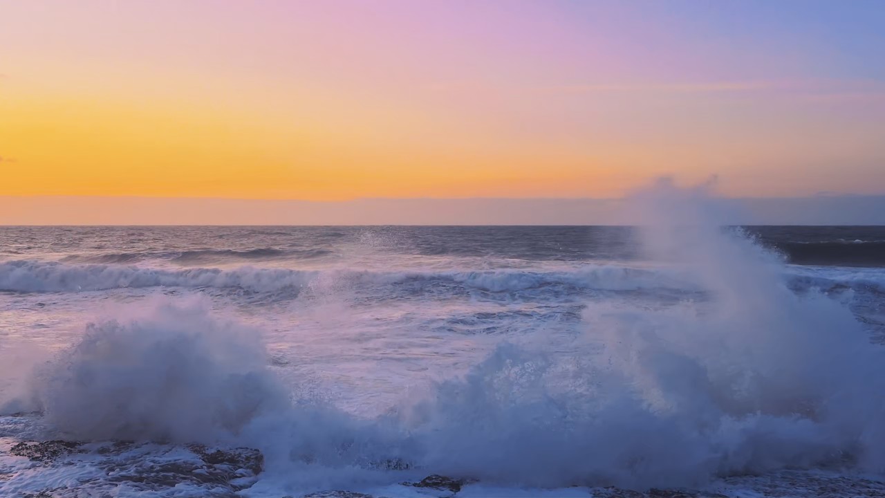 🌅 Real Ocean Waves at Sunset 8 Hours  | Gentle Rolling Waves for Deep Sleep & Relaxation 2026