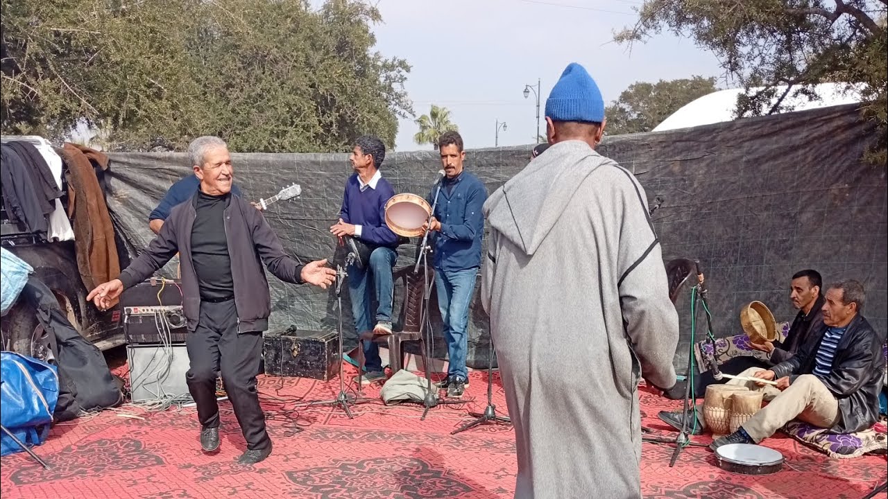 خرجت اليوم مشيت لمطار  نفوج على راسي اجواء رائعه مهر 🤩🤩 