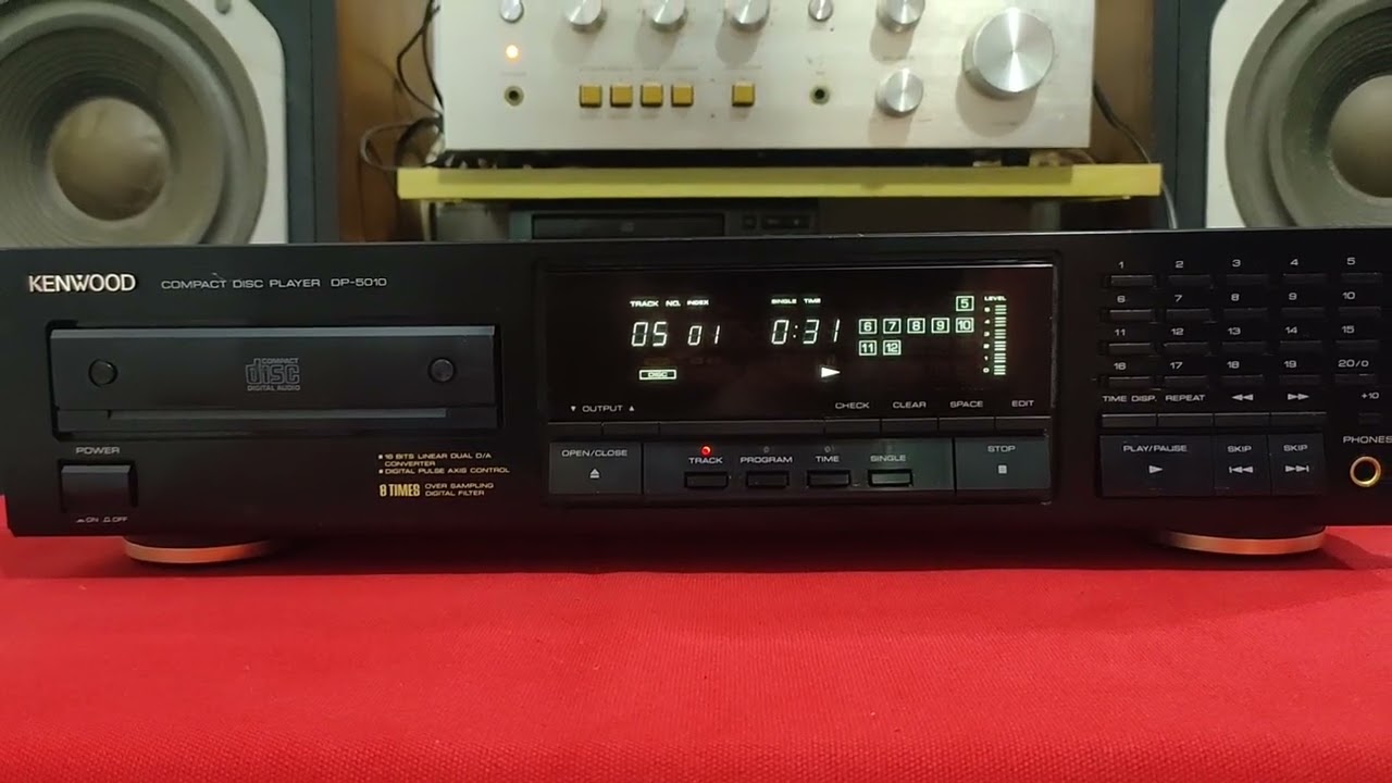 Đã Bán qua Thủ Đức....Đầu CD Kenwood DP 5010. Quá đep. Mắt cực tốt. Giá 1tr250K. ☎️0984245946 TpHCM