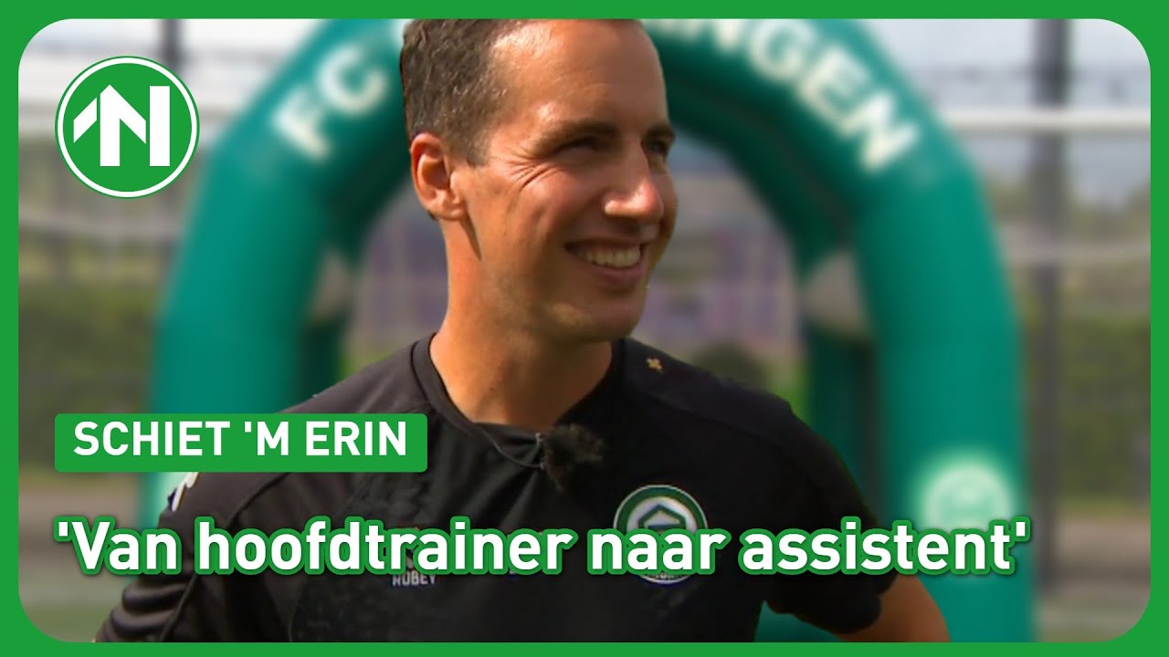 SCHIET 'M ERIN: assisent trainer Mischa Visser is blij dat hij erin gaat