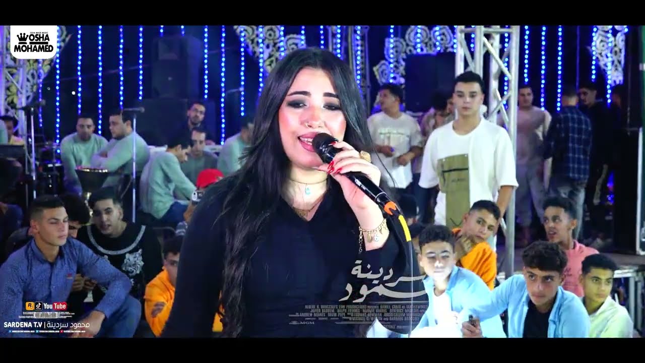 عن صوتهـا وهـيا بتقــول 