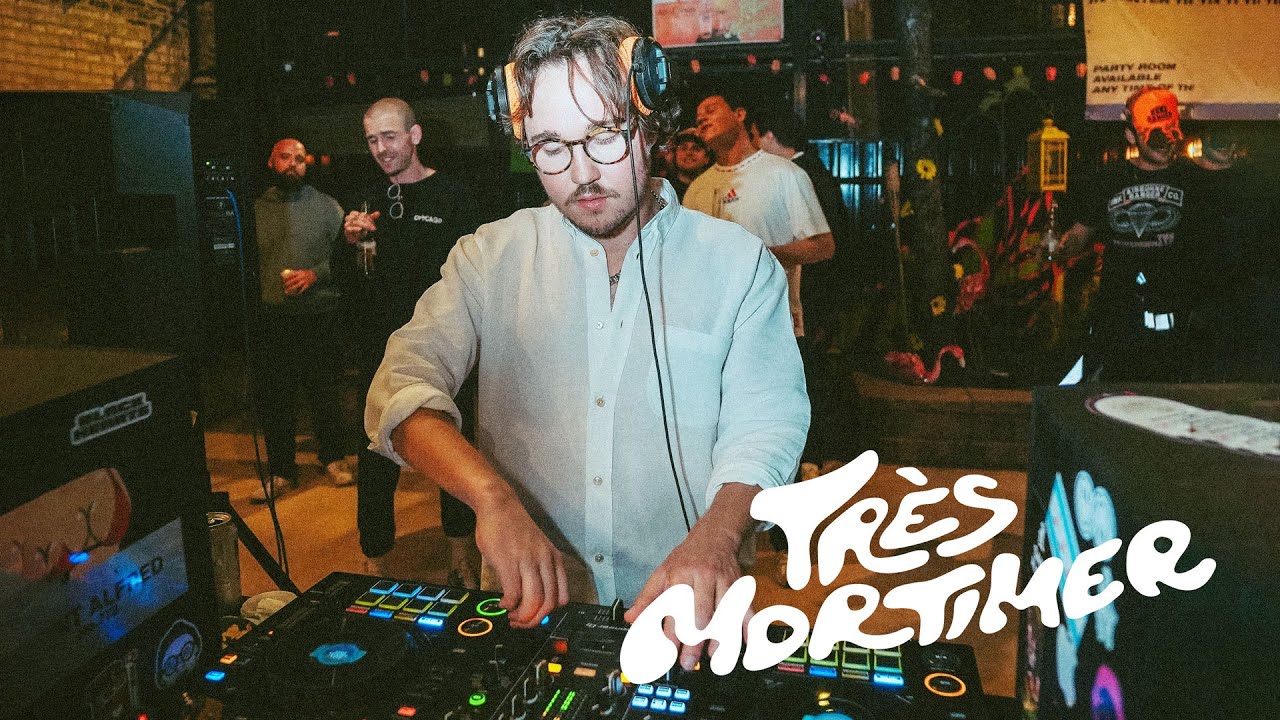 Groovy house and UKG Pop Up DJ Set in Chicago