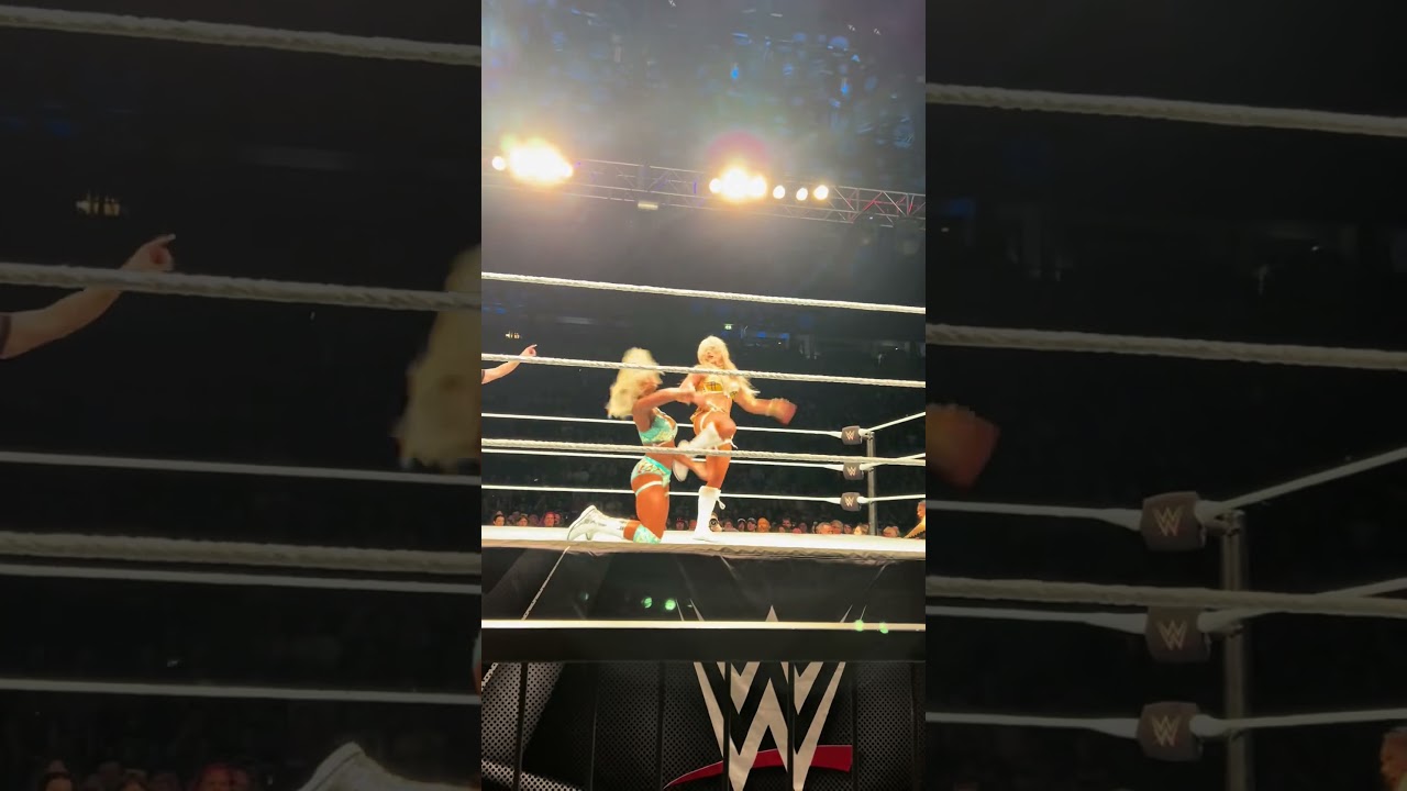 Tiffany Stratton and Jade Cargill battlingWWE Manchester#WWE#wwemanchester#niajax#tiffanystratton