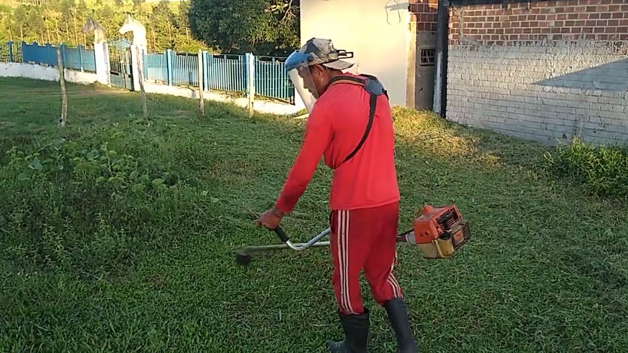 capinando mato