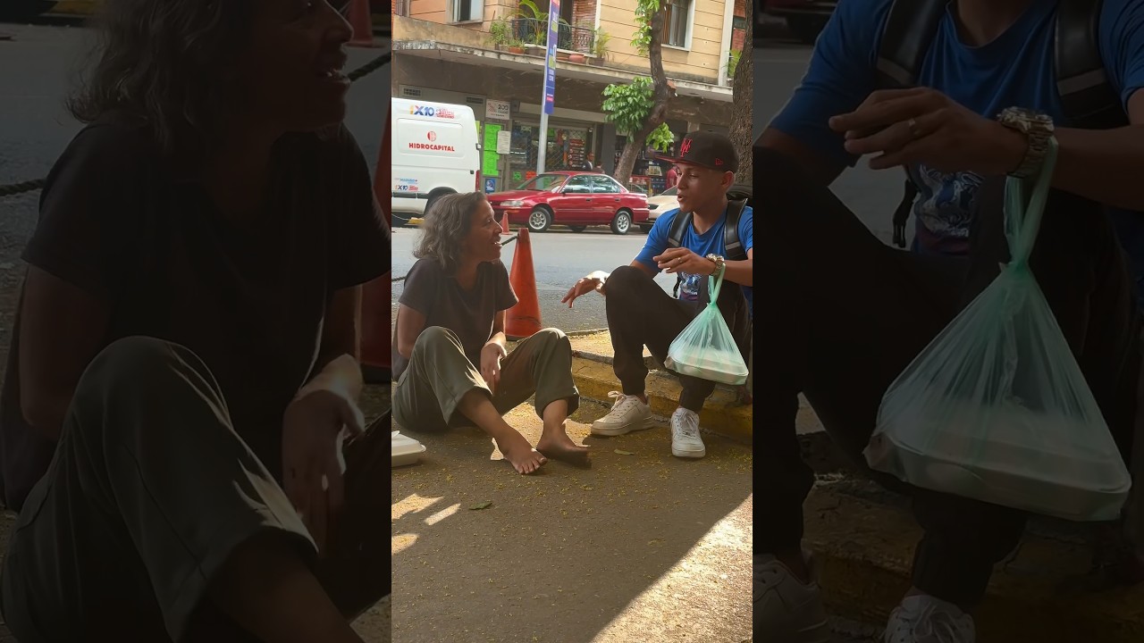 Ayudando a las personas de la calle y premiando su honestidad🥹🎁💰