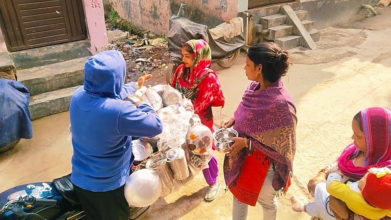 🌸जैसा दिखता है वैसा होता नहीं एकएक पाई जोड़ती हूं एक चीज के लिए रात को निपटा दी ड्यूटी शुरूआराम खत्म