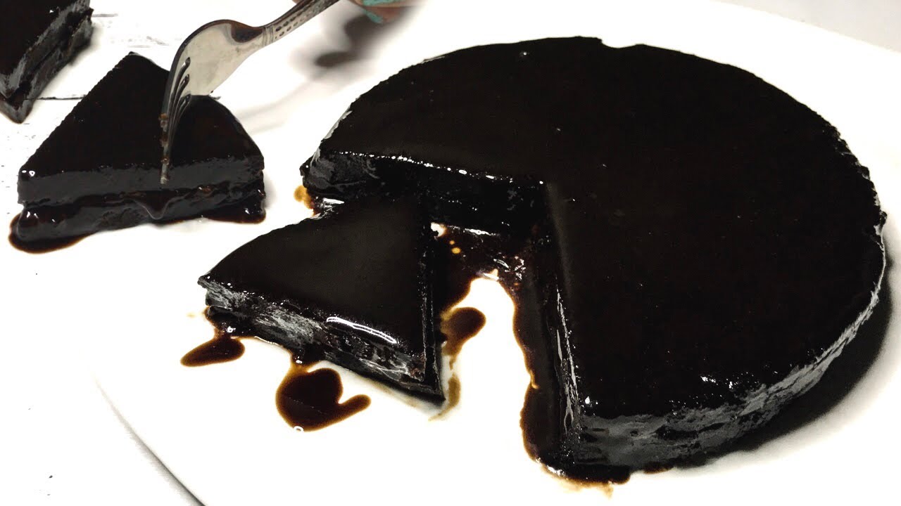 2 INGREDIENTS CHOCOLATE CAKE IN 10 MIN l EGGLESS & WITHOUT OVEN | NO BAKE | Sugar and Spice Cooking