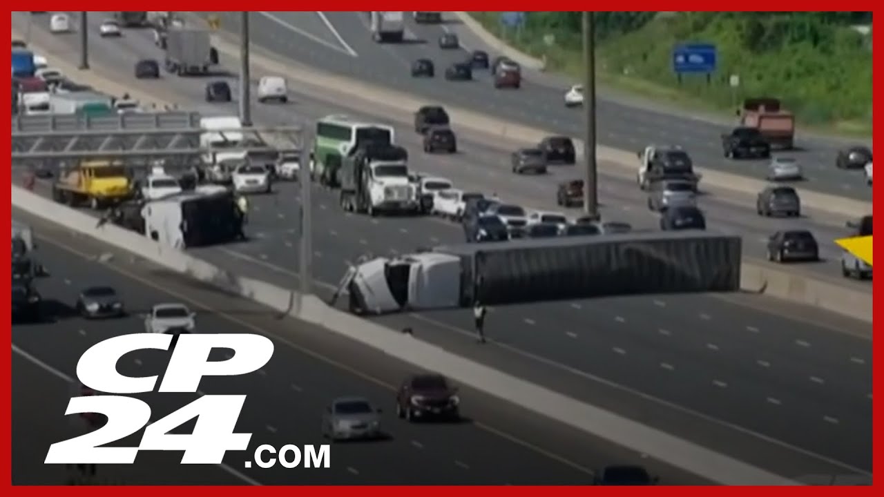 Transport truck rollover causes delays on Hwy. 401 near Pickering