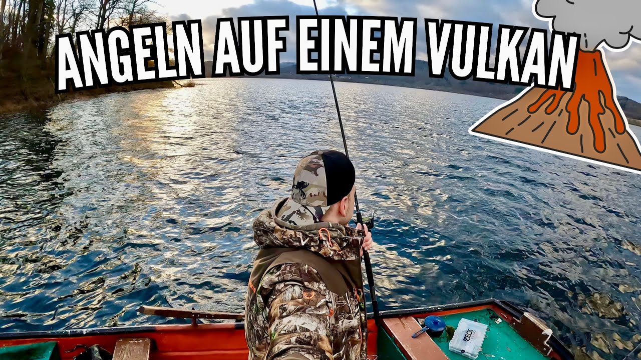 Hechtangeln im Winter am Laacher See (Vulkansee bei Mendig)