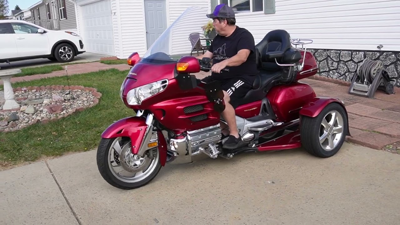 BigIron Auctions 2004 Honda Goldwing W/Trike Kit