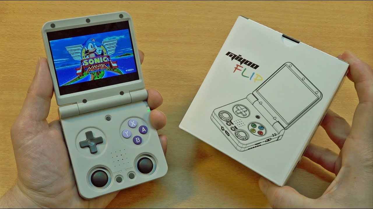 I Do Like This Tiny Compact Handheld Solution 😅 .. Miyoo Flip