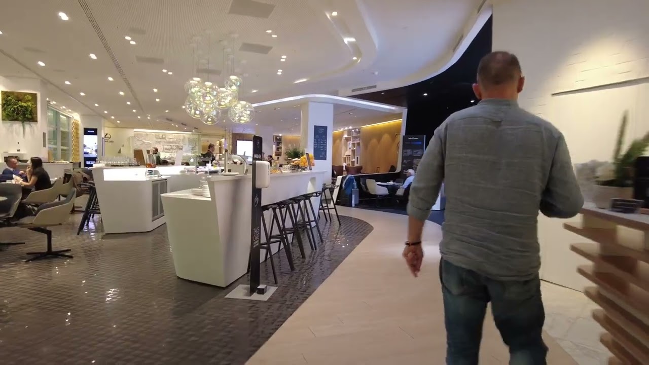 Brussels Airport Lounge   Walk around 2024