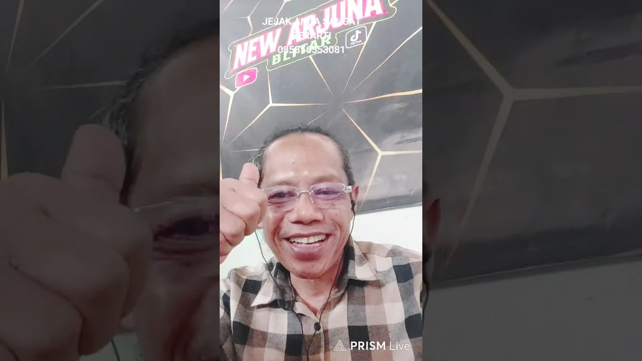 LIVE SETREMING FUKA SANTUY . JGN LUPA TINGGALKAN JEJAK ANDA.Mksh