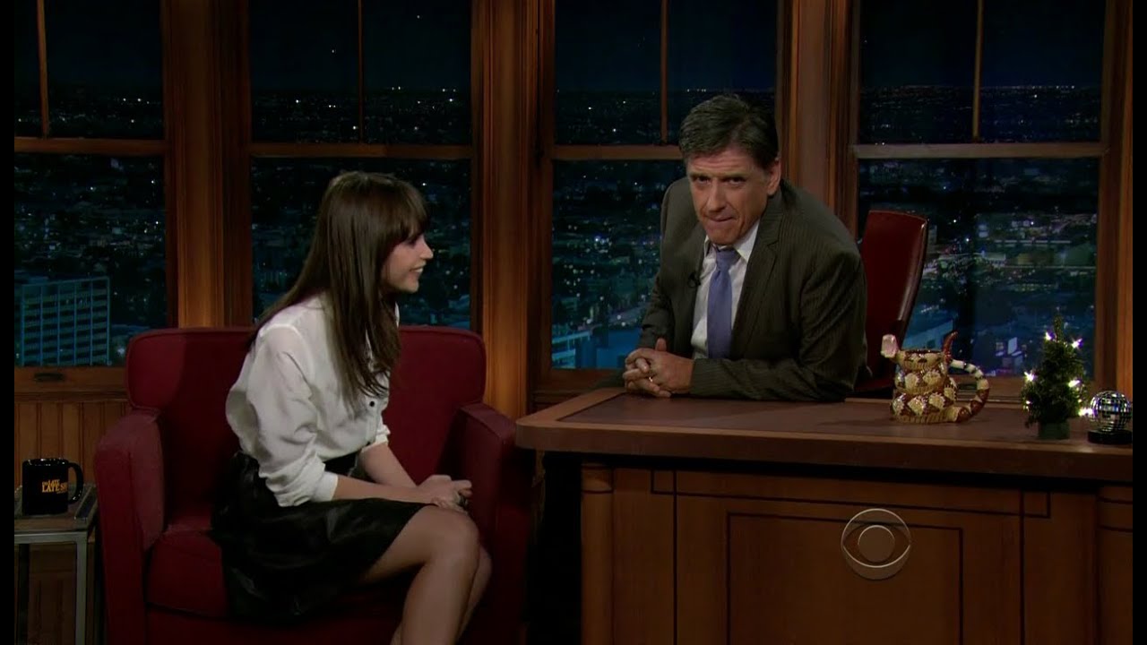 Late Late Show with Craig Ferguson 12/21/2011 Jason Lee, Felicity Jones, Black Dub