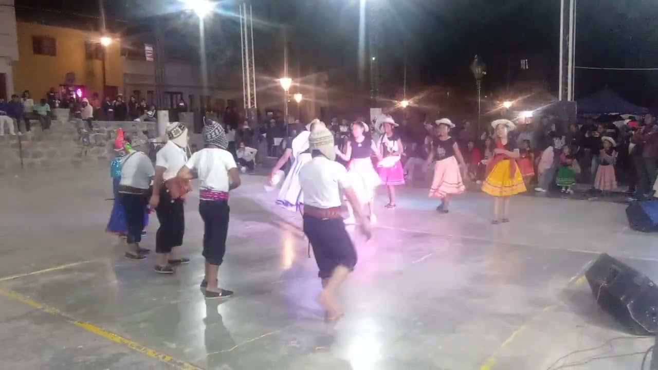 Destreza y baile carnavalito academia renacer de m&iacute; tierra .muestra anual 2025 Iruya salta