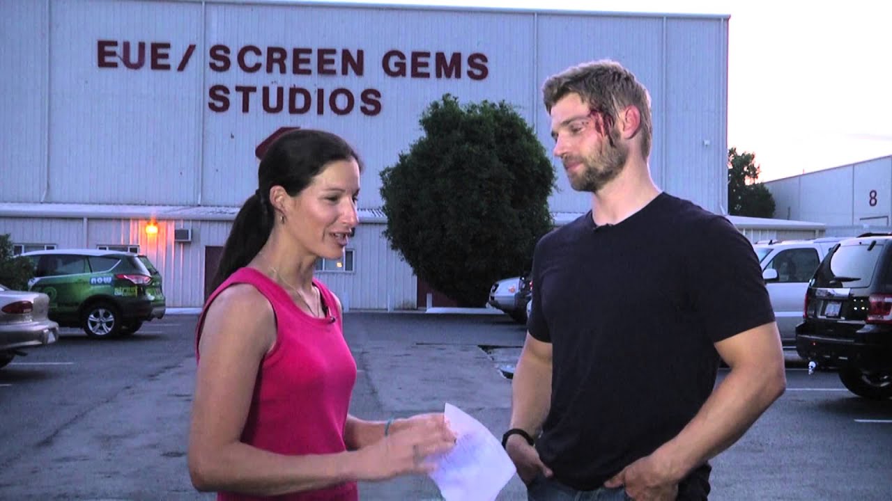 Mike Vogel goes Under the Dome for Season 2