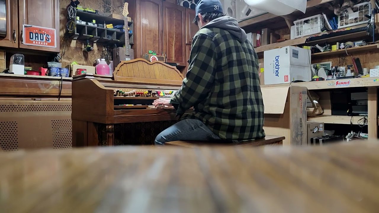 Yamaha Electone C-60U-S organ 
