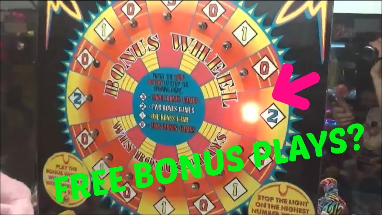 Winning free plays on a claw machine! | Luigis pizza and fun center, Aurora IL