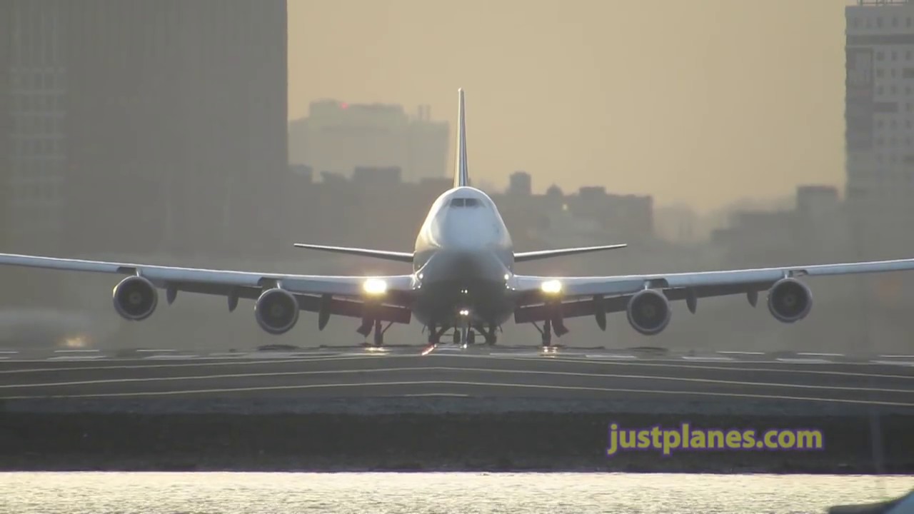 Lufthansa Boeing 747 Sunset Takeoff