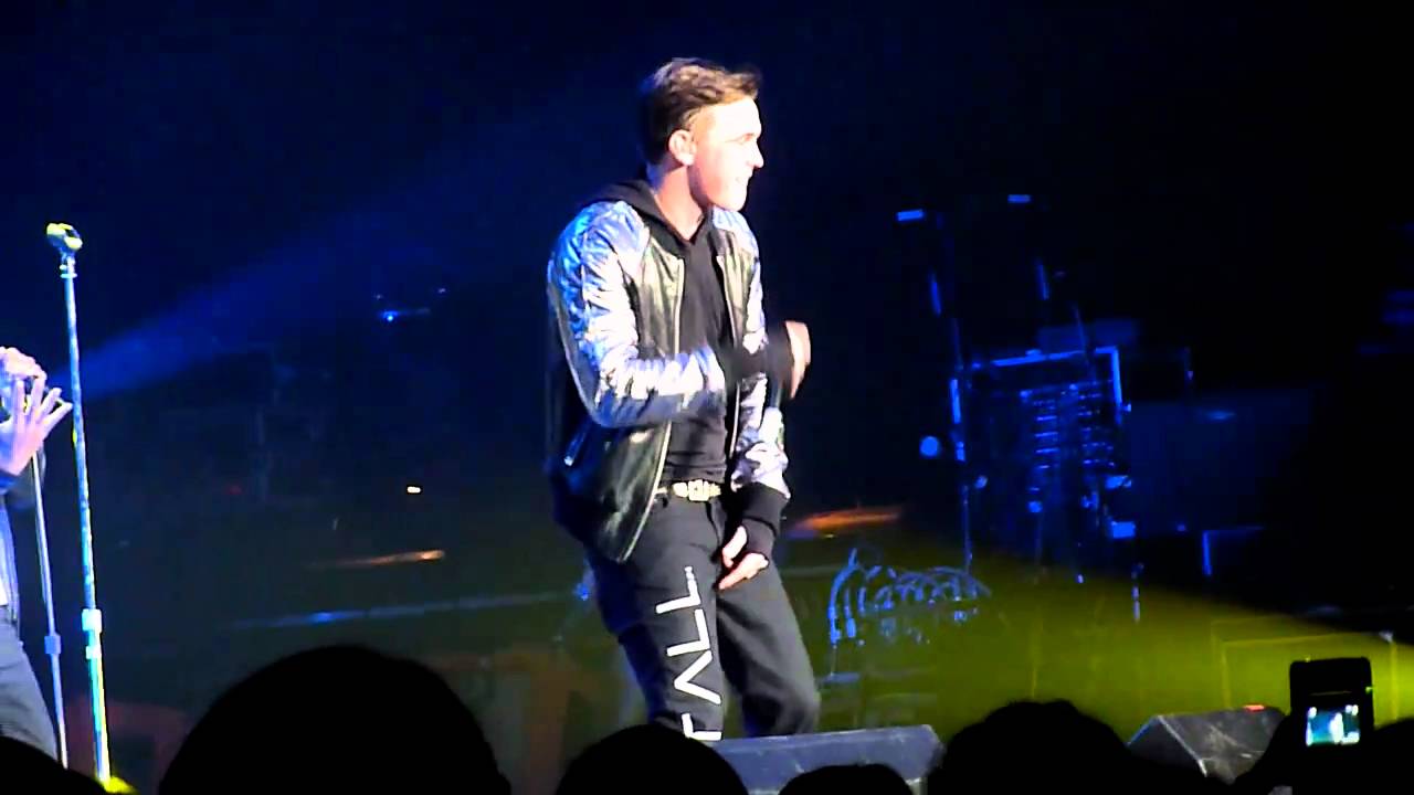 Jesse McCartney - Leavin' (12/6/10)