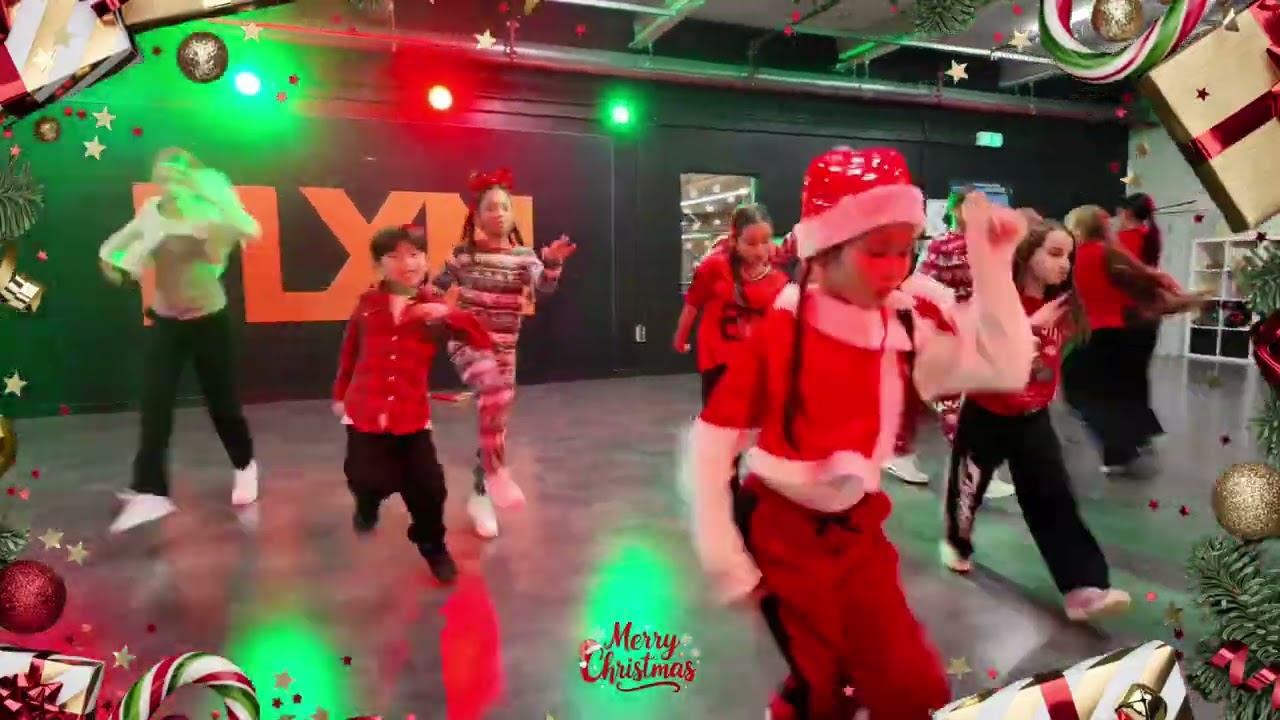 FLXN's Kerst Thema Video Week 2025 - 🎄 X Fresh 🎄