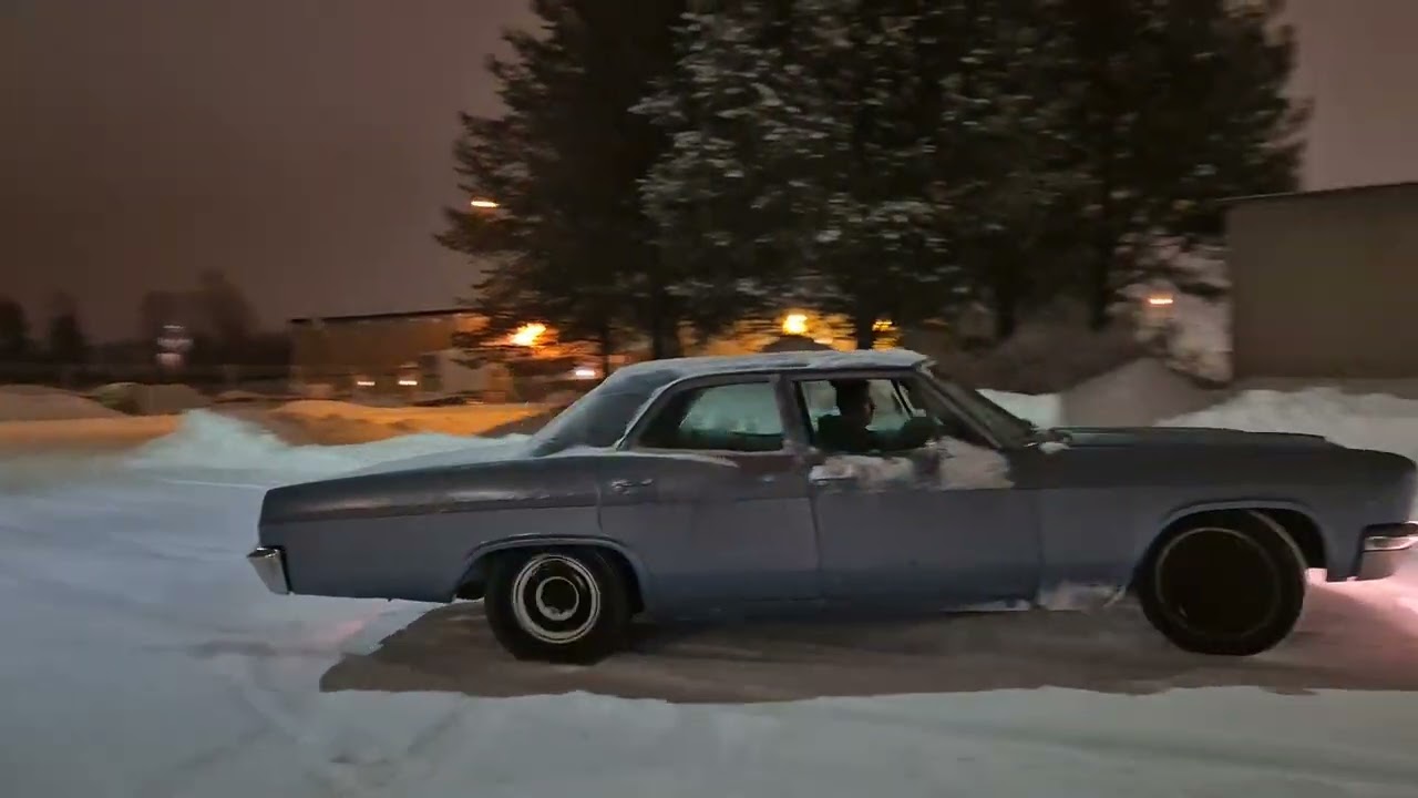 Chevrolet Biscayne i snö