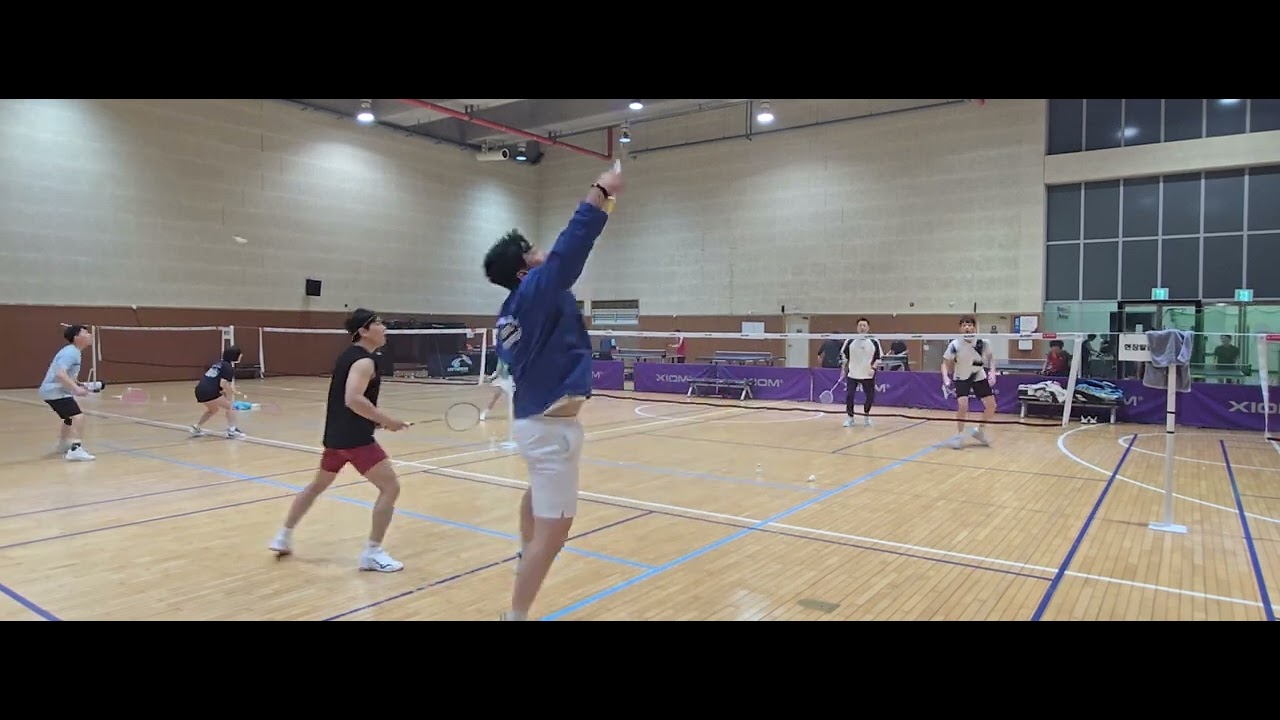 왜자꾸 애랑 팀인거만 있네ㅋ 오늘 힘들다 민턴 #배드민턴 #민턴 