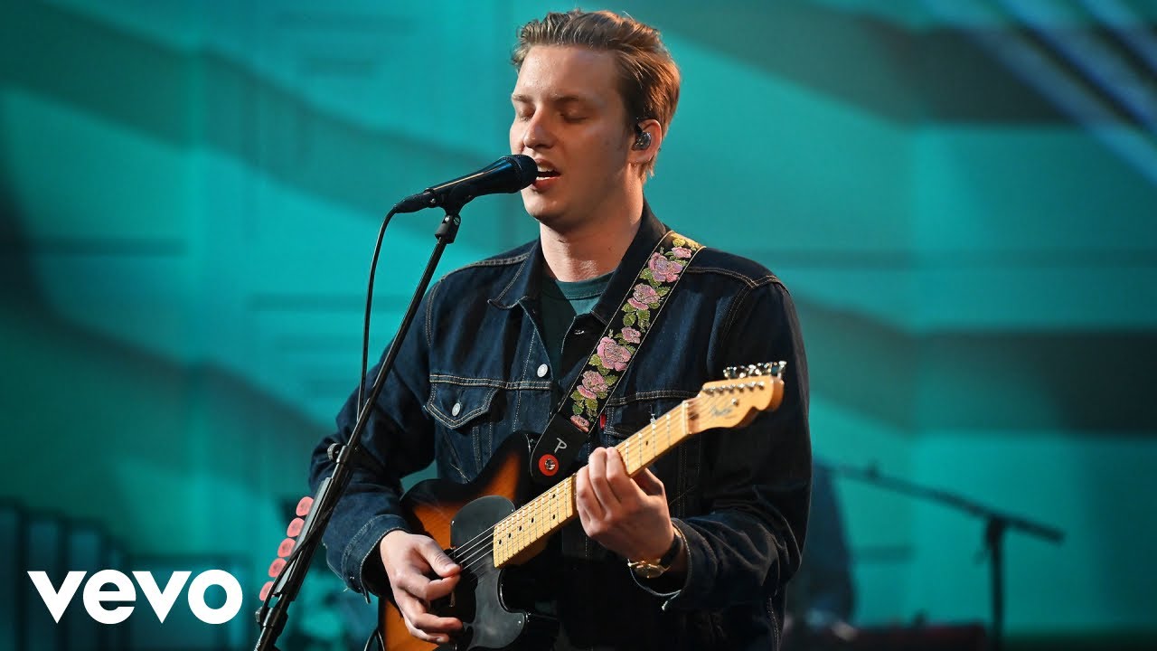 George Ezra - Green Green Grass in the Live Lounge