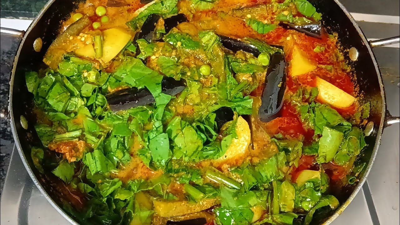 Aloo baingan palak gravy recipe | baingan palak curry recipe | aloo palak recipe 