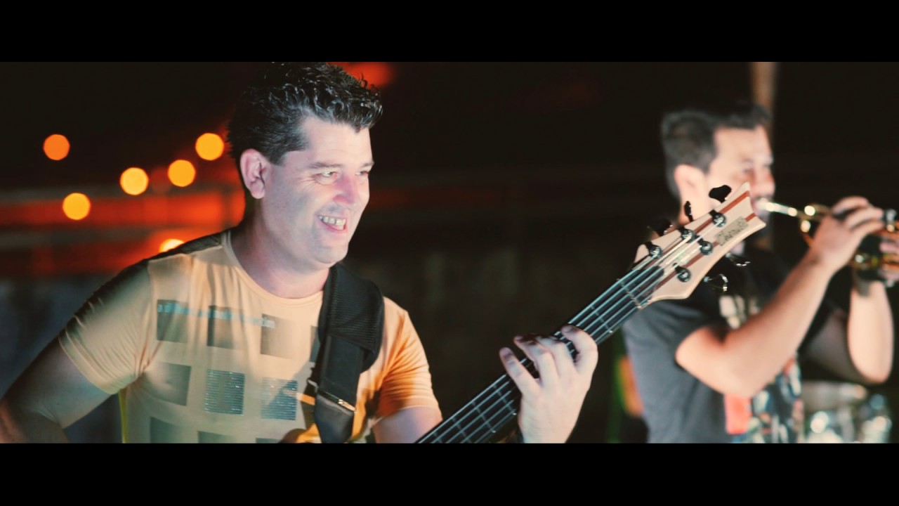 BANDA ECCOS - Eu Mudo o Meu Nome (Clipe Oficial)