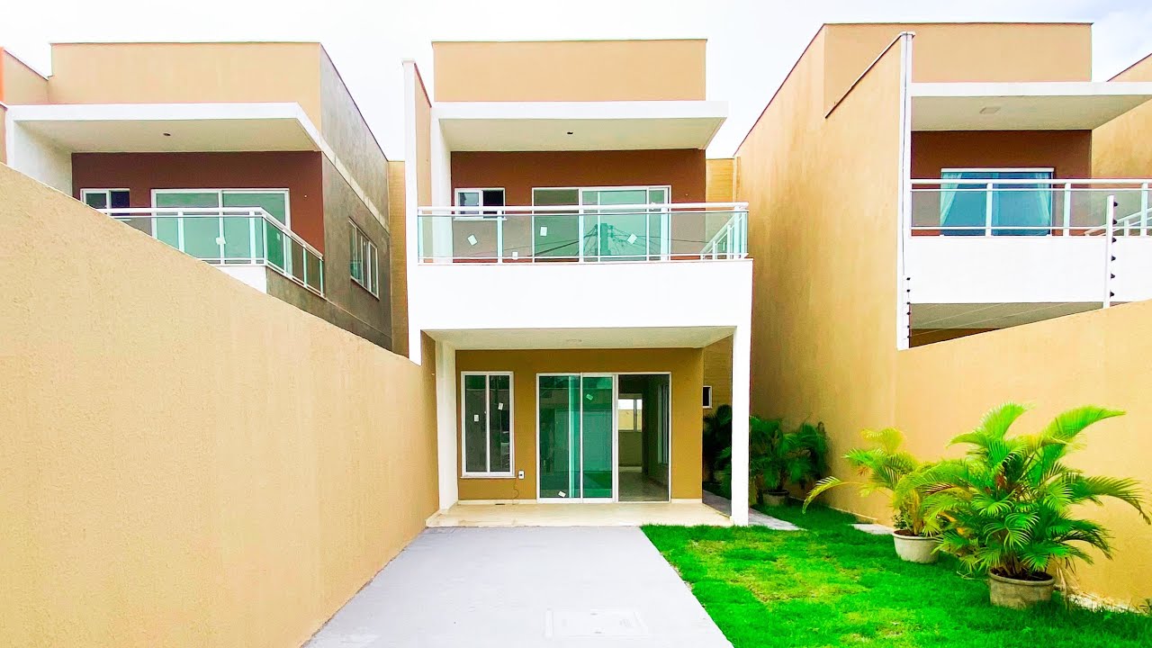 Conheça essa casa duplex em Eusébio com 4 quartos