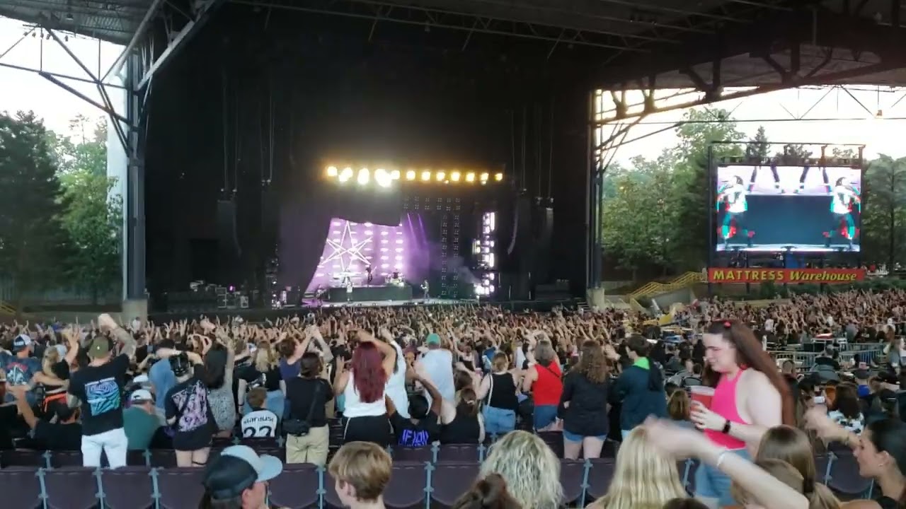 Bring Me The Horizon •  Happy Song •  Jiffy Lube Live Bristow VA July 19, 2023