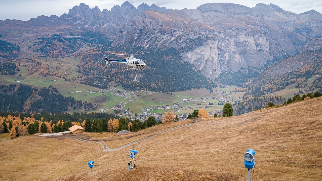 DEMACLENKO - Installation and preparation for the winter season - Saslong, Val Gardena (I)