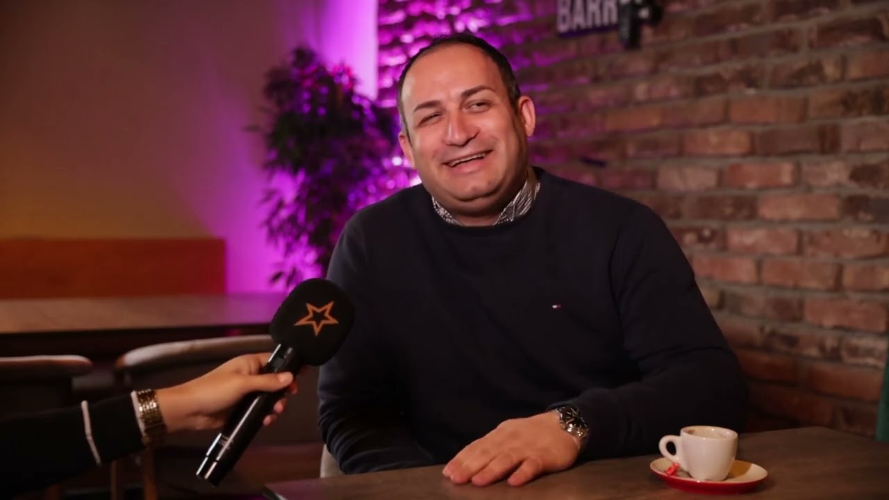 JORDAN MITEV SO PESNA POSVETENA NA SINOT PROSLAVI 20 GODINI KARIERA
