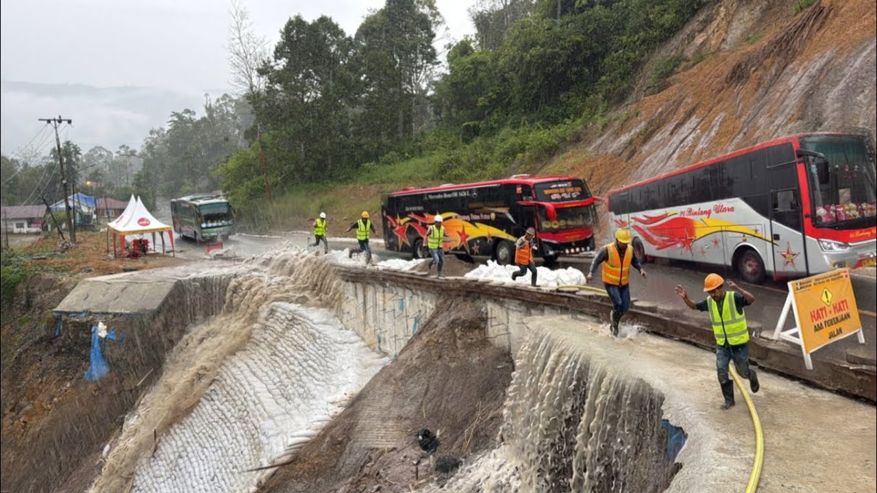 HUJAN DERAS LAGI ANCAMAN LAGI‼️KONDISI JALUR BATU JOMBA DIGUYUR HUJAN PETANG INI !